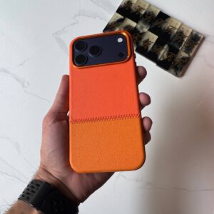 Halfway Leather Case iPhone 17 Pro Max