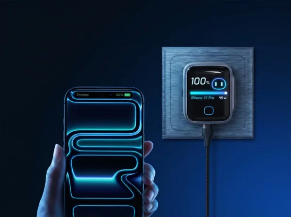 Majentik 45W Smart Charger with Intelligent Display
